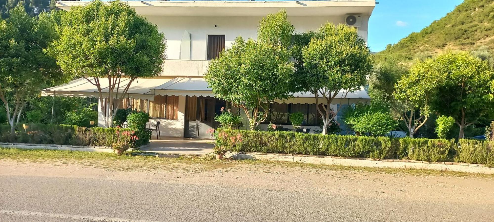 Hotel Eno Πρεμετή Εξωτερικό φωτογραφία