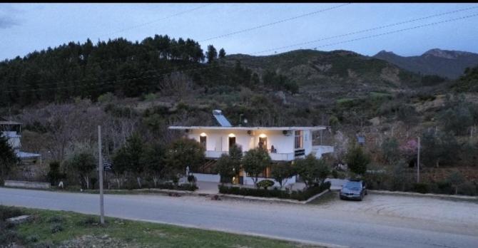 Hotel Eno Πρεμετή Εξωτερικό φωτογραφία